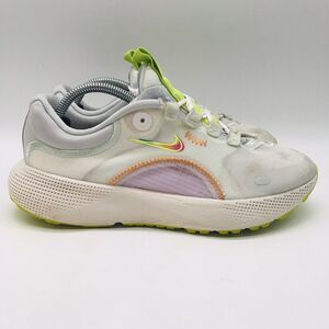 Nike React Escape Run White Barely Green Sneakers Women's 7 Lace Up DN2652-100